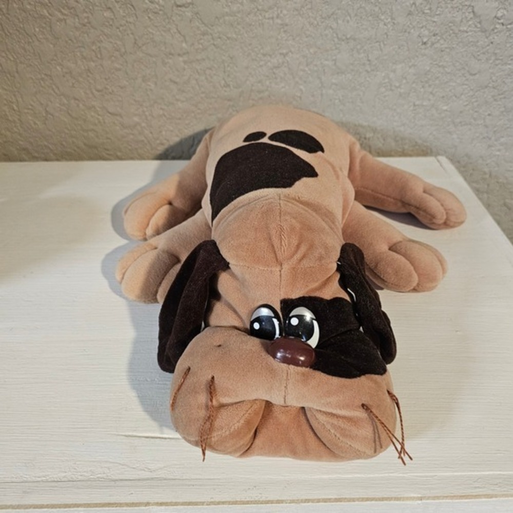 Pound‎ Puppies Plush Tonka Dog Brown Black Spots Vintage Toy